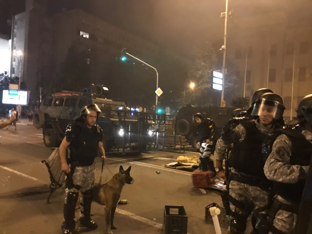 «Θα φας 20 χρόνια φυλακή» – Ξεκίνησε η «κόλαση» για Ζ. Ζάεφ και οι Γερμανοί ανησυχούν – Σε σπιράλ πολιτικής αποσύνθεσης Αθήνα-Σκόπια